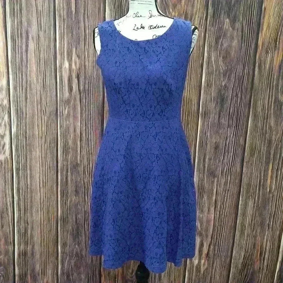 Enfocus Studio Dresses & Skirts - Enfocus Studio Blue Lace Design Dress